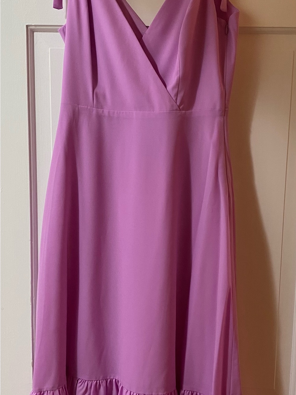 Aidan Mattox Sleeveless V-Neck Midi Dress in Lavender Pink